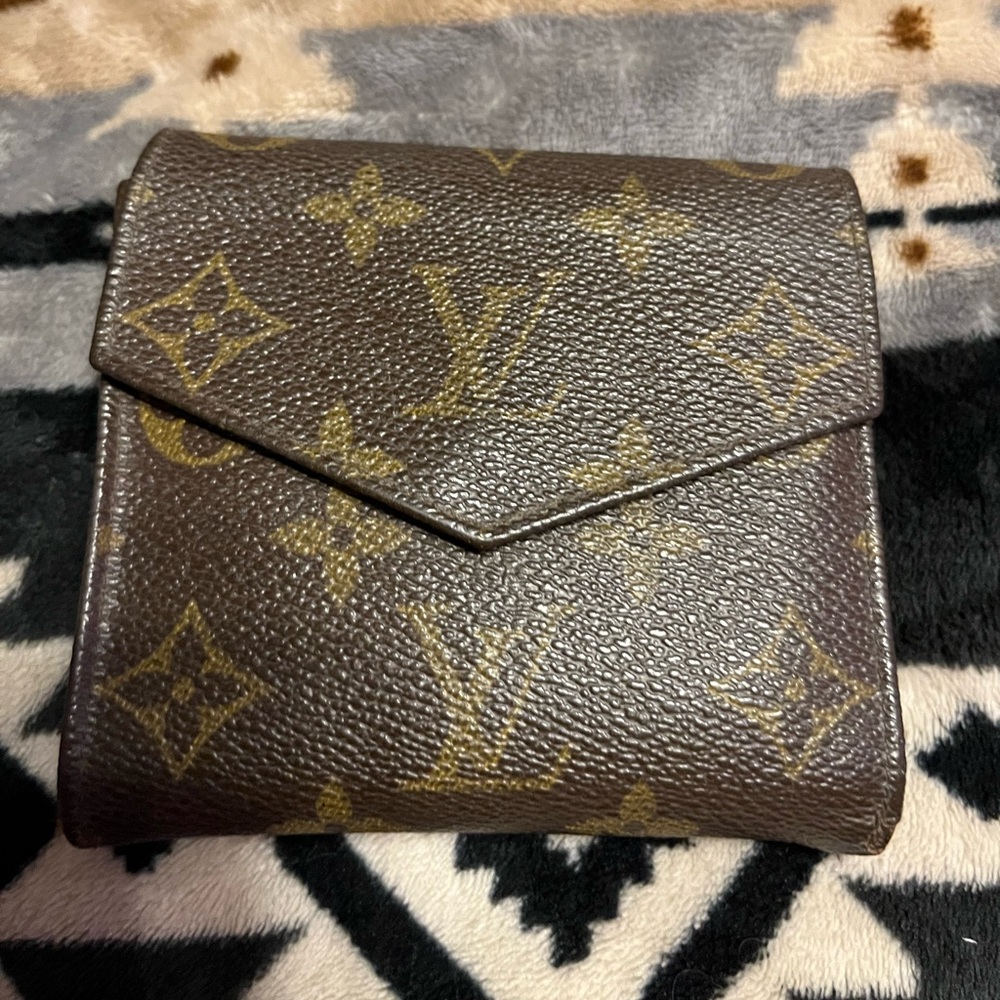 Louis Vuitton EUC Vintage Elise Dual Sided Compact Bifold Leather Wallet - Picture 3 of 13